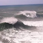 White Swell By Sitio Da